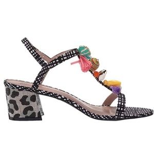 Betsy Johnson Dinah embellished sandals sling back heels size 9 black white EUC